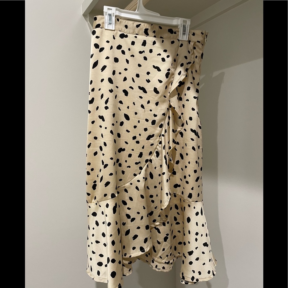 She + Sky high waisted skirt